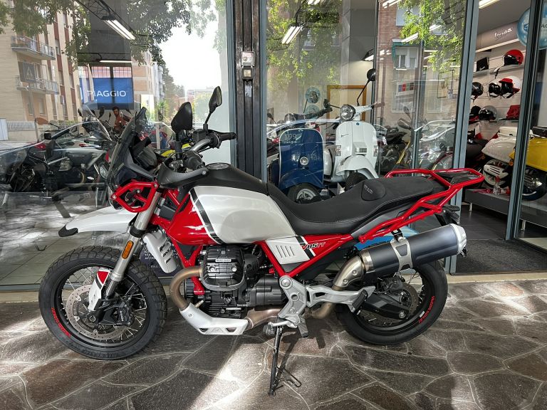 MOTO GUZZI V85 TT