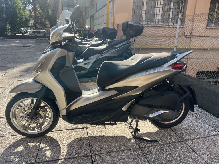 PIAGGIO BEVERLY 300
