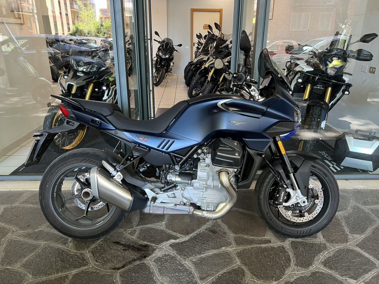 MOTO GUZZI V100