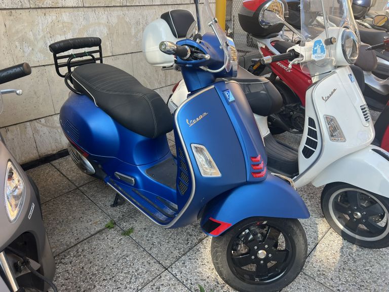 VESPA GTS 300 S.SPORT