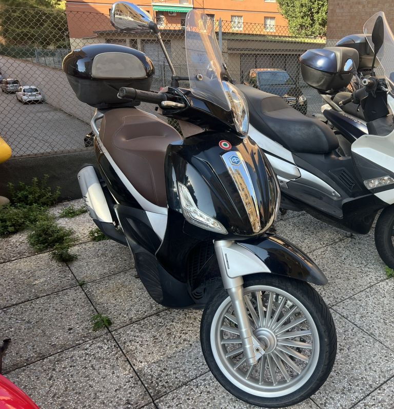 PIAGGIO BEVERLY 300