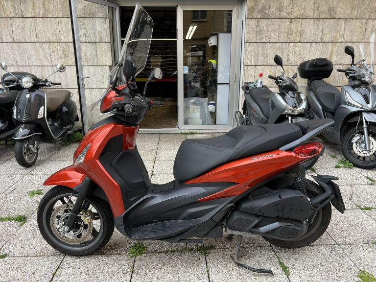 PIAGGIO BEVERLY 300 S